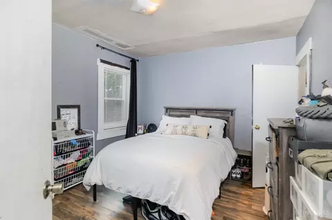 311 Hilton Pl, Cincinnati, OH 45219 photo 8