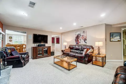 2616 Lytham Ct, Cincinnati, OH 45233 photo 33