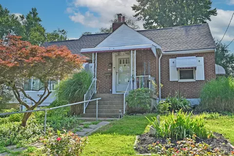 1244 Sutton Rd, Anderson Twp, OH 45230