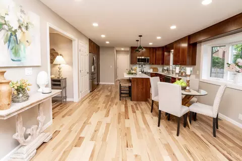 Entry Way - 9586 Heather Ct, Blue Ash, OH 45242 photo 5 of 5