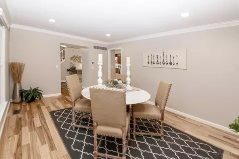 Dining - 9586 Heather Ct, Blue Ash, OH 45242 photo 3 of 4