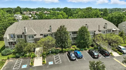 4250 Endeavor Dr, Colerain Twp, OH 45252