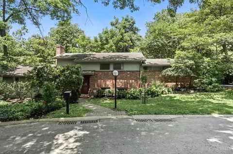 1943 Gregory Ln, Cincinnati, OH 45206