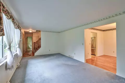 3676 Gardner Ave, Cincinnati, OH 45236 photo 7