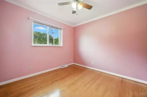 Bedroom - 6658 Greentree Dr, Cincinnati, OH 45224 photo 1 of 7