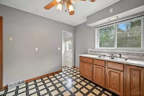 Kitchen - 6658 Greentree Dr, Cincinnati, OH 45224 photo 1 of 4