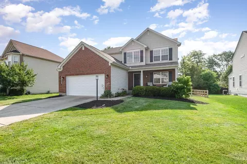 493 Park Pl, Cincinnati, OH 45244