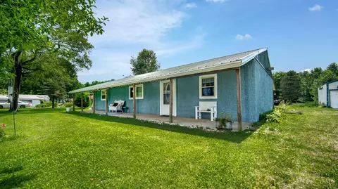 1865 St Rt 247, Manchester, OH 45144