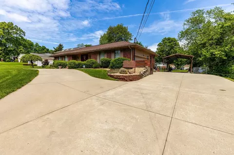 Exterior - 1366 Devils Backbone Rd, Cincinnati, OH 45233 photo 4 of 18