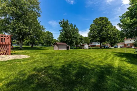 Exterior - 1366 Devils Backbone Rd, Cincinnati, OH 45233 photo 11 of 18