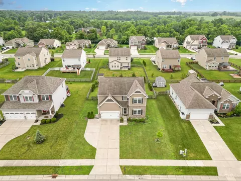 View/Area - 807 Hocking Meadow Cir, Monroe, OH 45050 photo 2 of 4