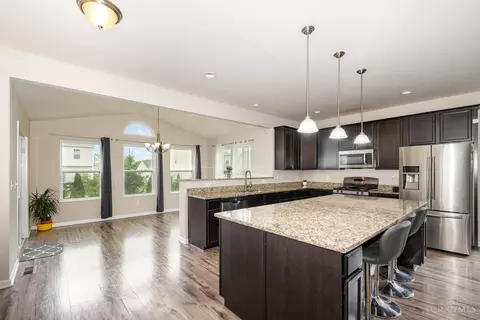 Kitchen - 807 Hocking Meadow Cir, Monroe, OH 45050 photo 1 of 2