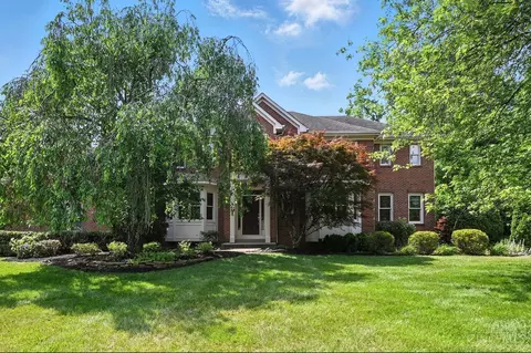 6325 Turpin Hills Dr, Cincinnati, OH 45244