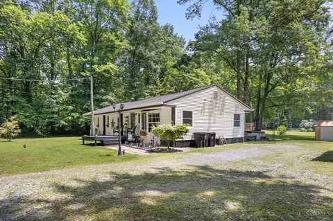 3965 Pettett Dr, Blanchester, OH 45107 photo 2