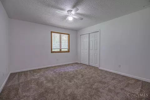 Bedroom - 3060 Quercus Dr, Hamilton, OH 45013 photo 8 of 8