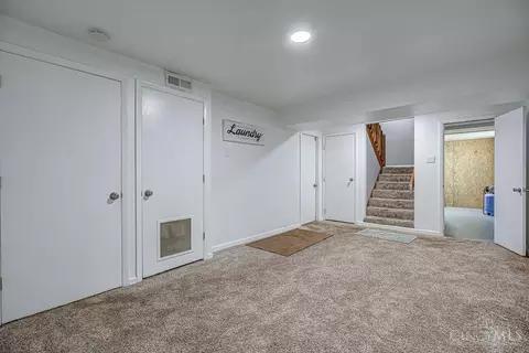 Entry Way - 3060 Quercus Dr, Hamilton, OH 45013 photo 3 of 3