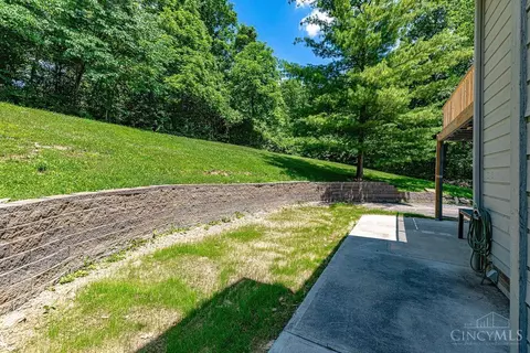 Exterior - 3060 Quercus Dr, Hamilton, OH 45013 photo 8 of 11