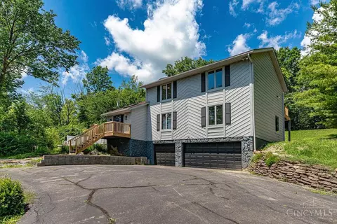 3060 Quercus Dr, Hamilton, OH 45013