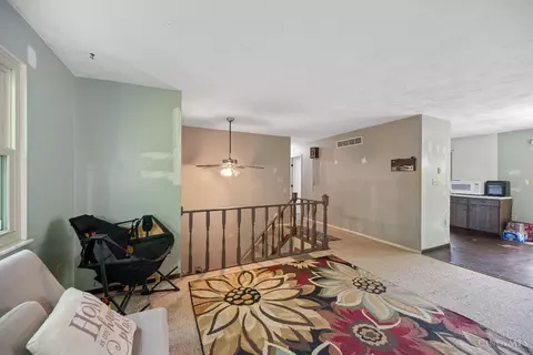 Entry Way - 4099 Traude Ct, Morrow, OH 45152 photo 1 of 2