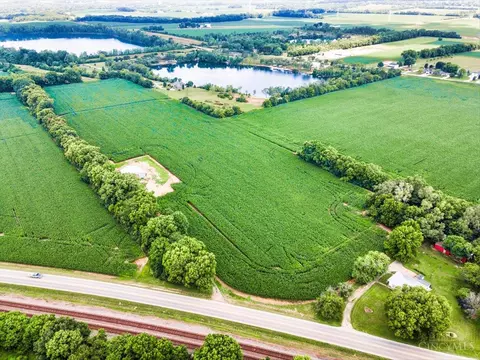 4455 Riverside Dr, St Clair Twp, OH 45011