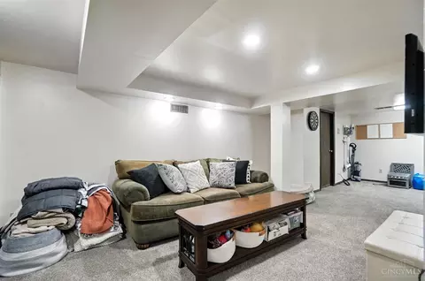 Other - 3950 Fordham Pl, Cincinnati, OH 45213 photo 5 of 9