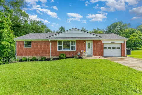5267 Radford Dr, Morrow, OH 45152