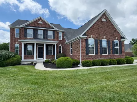 5677 Senour Dr, West Chester, OH 45069