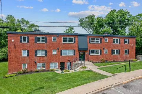 5500 Glengate Ln, Cincinnati, OH 45212