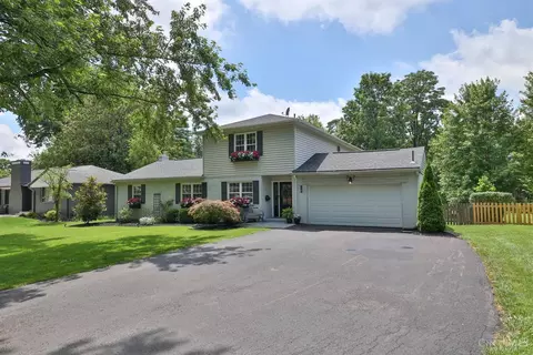 7547 Miami Ave, Madeira, OH 45243