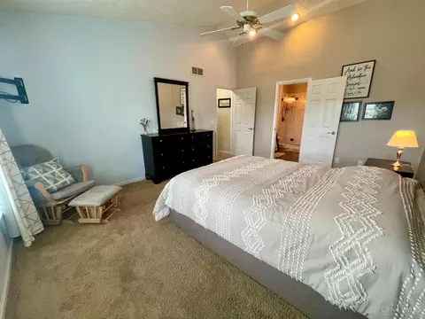 Bedroom - 4175 Cannon Gate Dr, Cincinnati, OH 45245 photo 3 of 8
