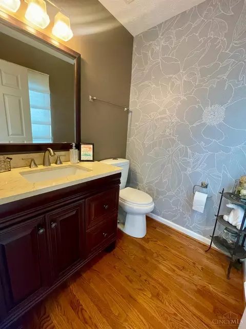 Bath - 4175 Cannon Gate Dr, Cincinnati, OH 45245 photo 1 of 4