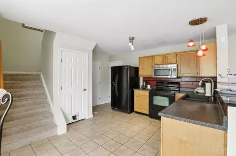 Kitchen - 2317 Garrison Dr, Cincinnati, OH 45231 photo 2 of 2