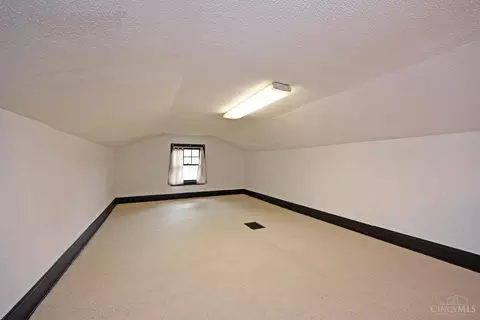 Bedroom - 1641 Pullan Ave, Cincinnati, OH 45223 photo 6 of 6