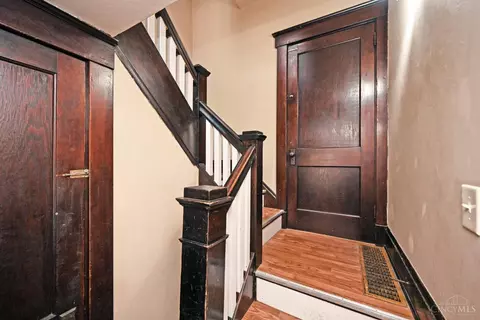 Entry Way - 1641 Pullan Ave, Cincinnati, OH 45223 photo 1 of 3