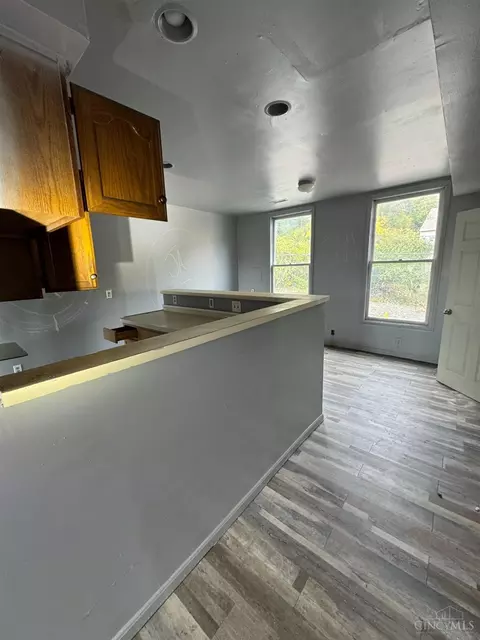 Kitchen - 1705 Harrison Ave, Cincinnati, OH 45214 photo 2 of 3
