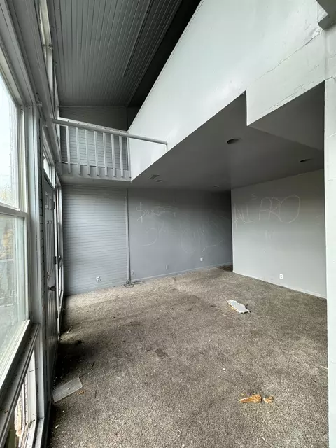 Living - 1705 Harrison Ave, Cincinnati, OH 45214 photo 3 of 4
