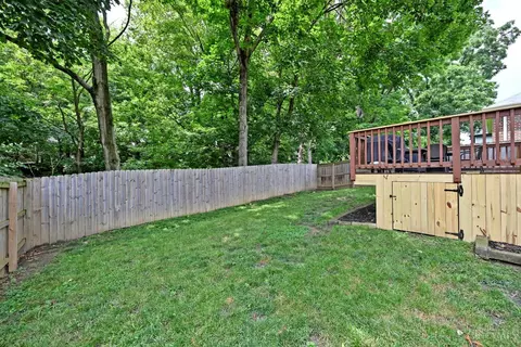 Exterior - 4125 Sherel Ln, Cincinnati, OH 45209 photo 8 of 11