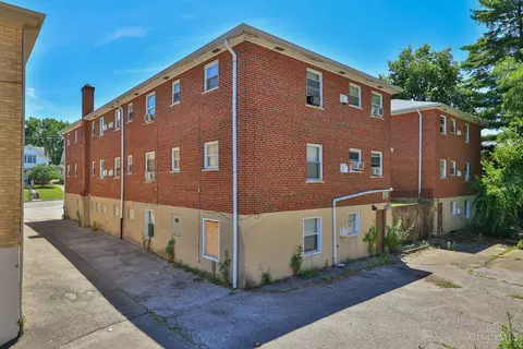 4404 Eighth St, Cincinnati, OH 45238 photo 2