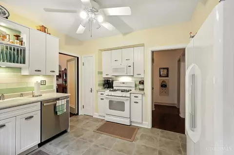 Kitchen - 6335 Iris Ave, Cincinnati, OH 45213 photo 2 of 3