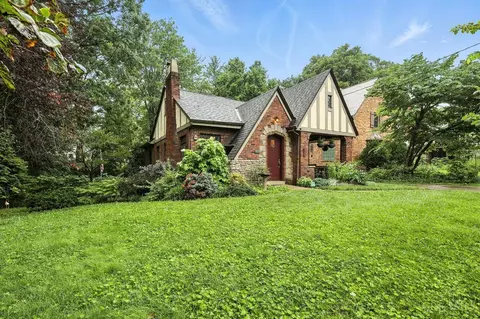Exterior - 6335 Iris Ave, Cincinnati, OH 45213 photo 3 of 6