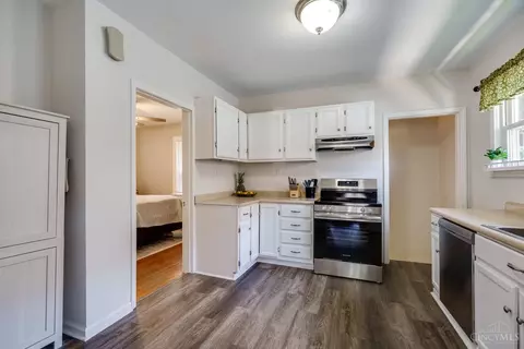Kitchen - 7017 Bramble Ave, Cincinnati, OH 45227 photo 1 of 4