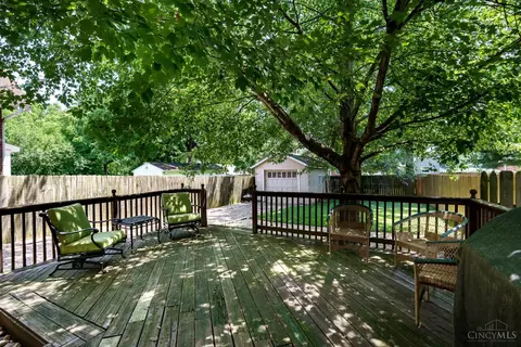 Exterior - 7017 Bramble Ave, Cincinnati, OH 45227 photo 6 of 11