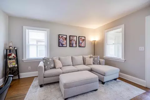 Living - 7017 Bramble Ave, Cincinnati, OH 45227 photo 2 of 5