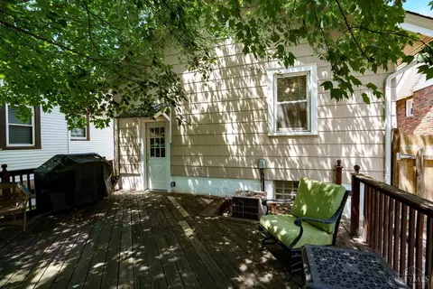 Exterior - 7017 Bramble Ave, Cincinnati, OH 45227 photo 7 of 11