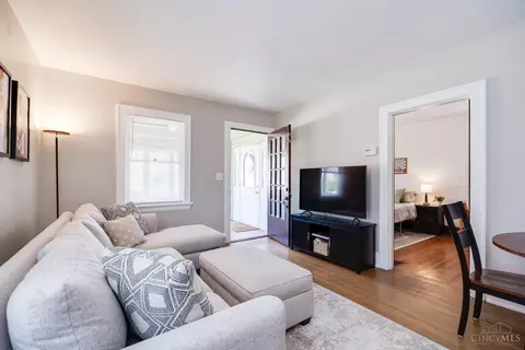 Living - 7017 Bramble Ave, Cincinnati, OH 45227 photo 3 of 5