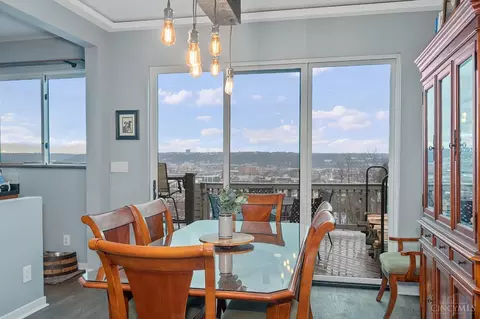 Dining - 1841 Walker St, Cincinnati, OH 45212 photo 1 of 2