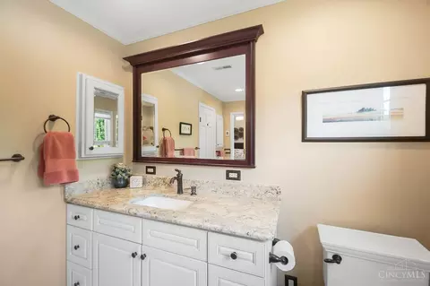 Bath - 8203 Millview Dr, Cincinnati, OH 45249 photo 4 of 9