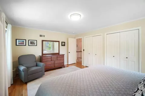 Bedroom - 8203 Millview Dr, Cincinnati, OH 45249 photo 4 of 9