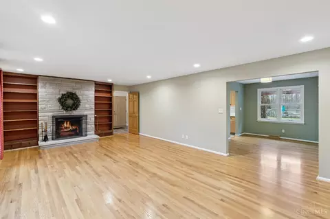 Living - 10652 Mill Rd, Cincinnati, OH 45240 photo 2 of 3