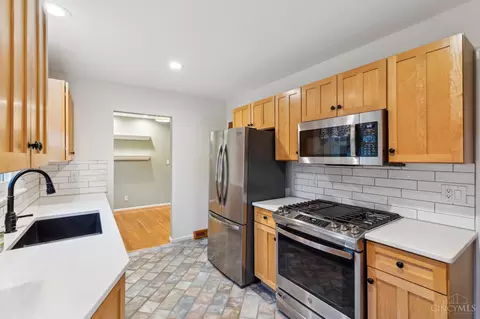 Kitchen - 10652 Mill Rd, Cincinnati, OH 45240 photo 4 of 4